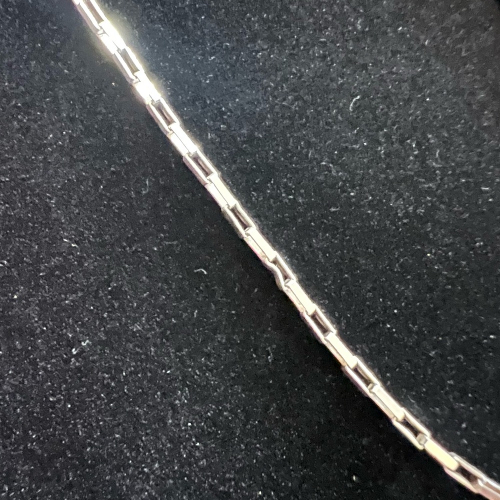 Sterling Silver Rectangle Link Chain Necklace 24" - Picture 5 of 5